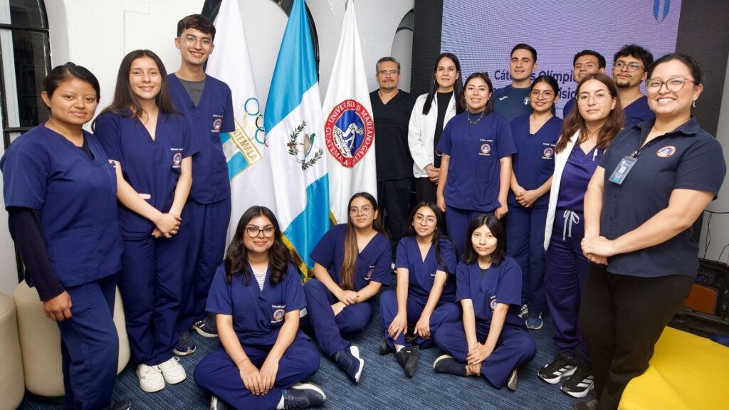 Futuros profesionales de fisioterapia fortalecen conocimientos a través de las Cátedras Olímpicas