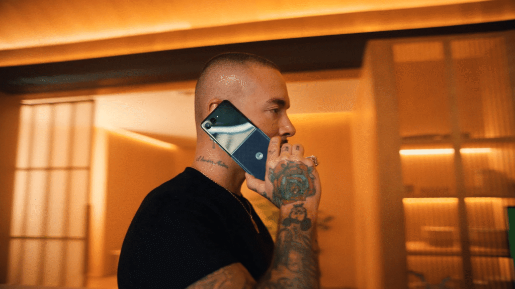 Motorola y J Balvin se unen en “Jugamos”