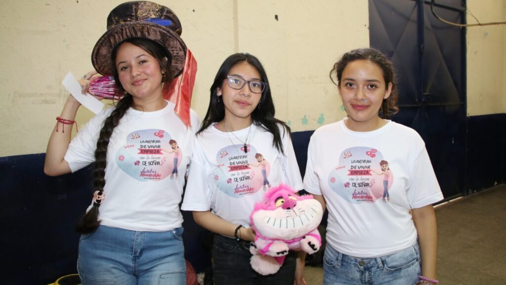 Kotex impulsa espacios de crecimiento y confianza para adolescentes