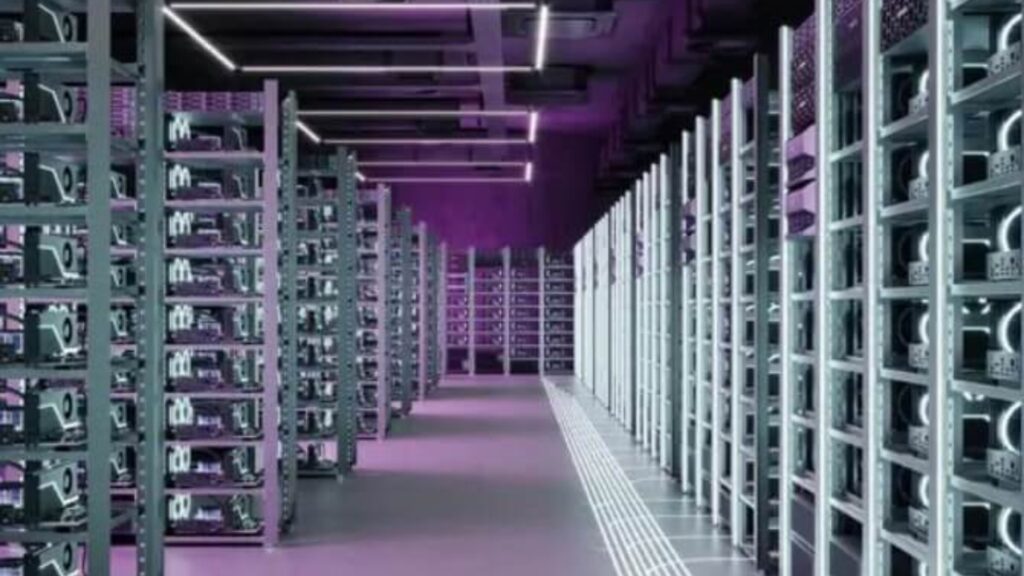 Schneider Electric apuesta por el desarrollo del talento en tecnología e infraestructura
