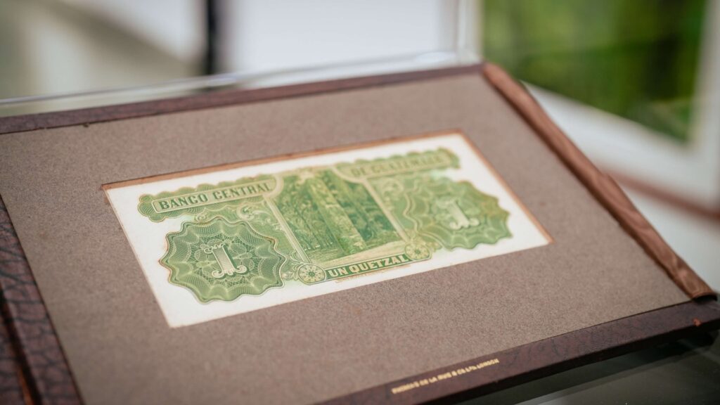BAM celebra 100 años de historia en Guatemala con una exposición abierta al público