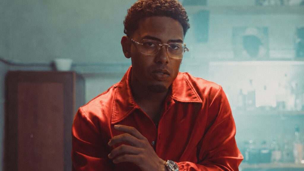 Myke Towers estrena “Una na’ ma’”, el tema oficial de LALIGA RECAP26