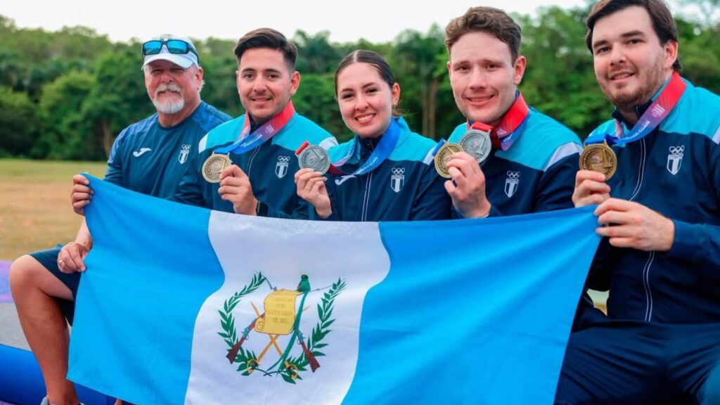 El skeet lidera una jornada de seis medallas para Guatemala en Santo Domingo 2026