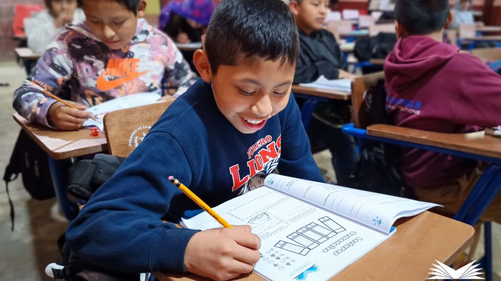 Fundación Miguel Torrebiarte Sohanin fortalece la educación con programas de innovación y lectura