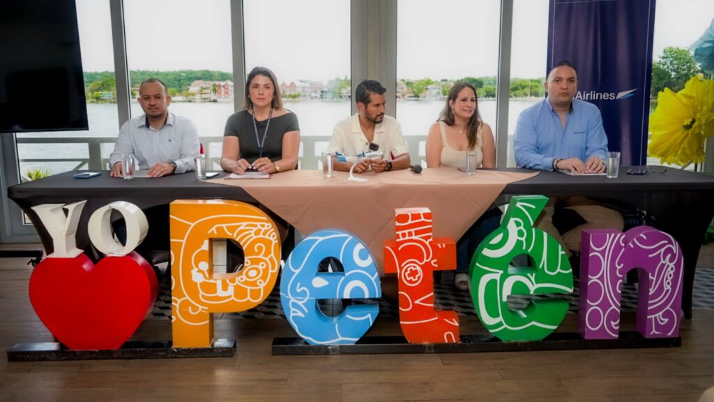 El Festival de las Flores llega por primera vez a Isla de Flores, Petén