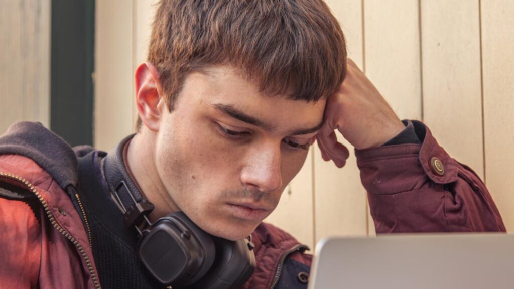 Grooming en línea: así evolucionan las estrategias para captar a niños y adolescentes