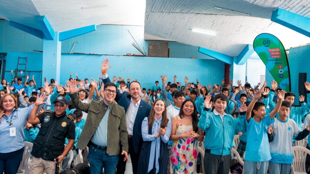 Tigo impulsa el desarrollo digital de más de 550 jóvenes
