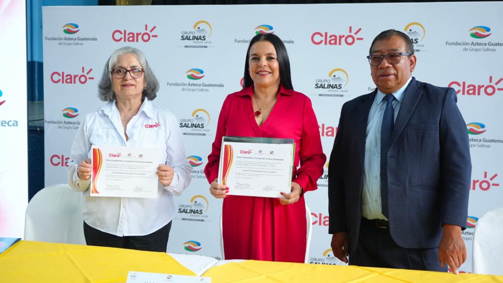 Claro fortalece su compromiso con la educación y la inclusión digital
