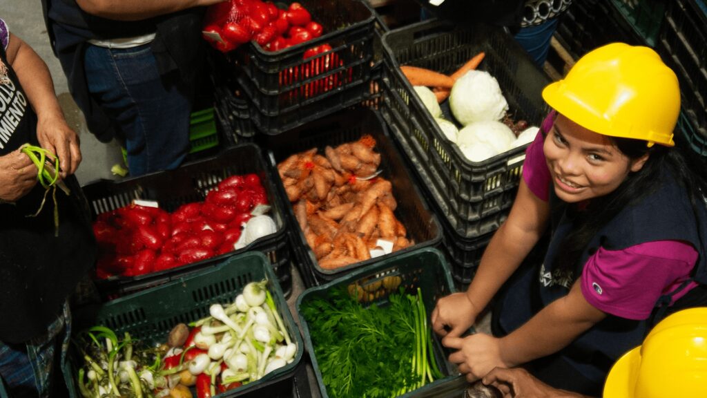 Desarrollo en Movimiento rescata más de 1.8 millones de libras de alimentos en 2026