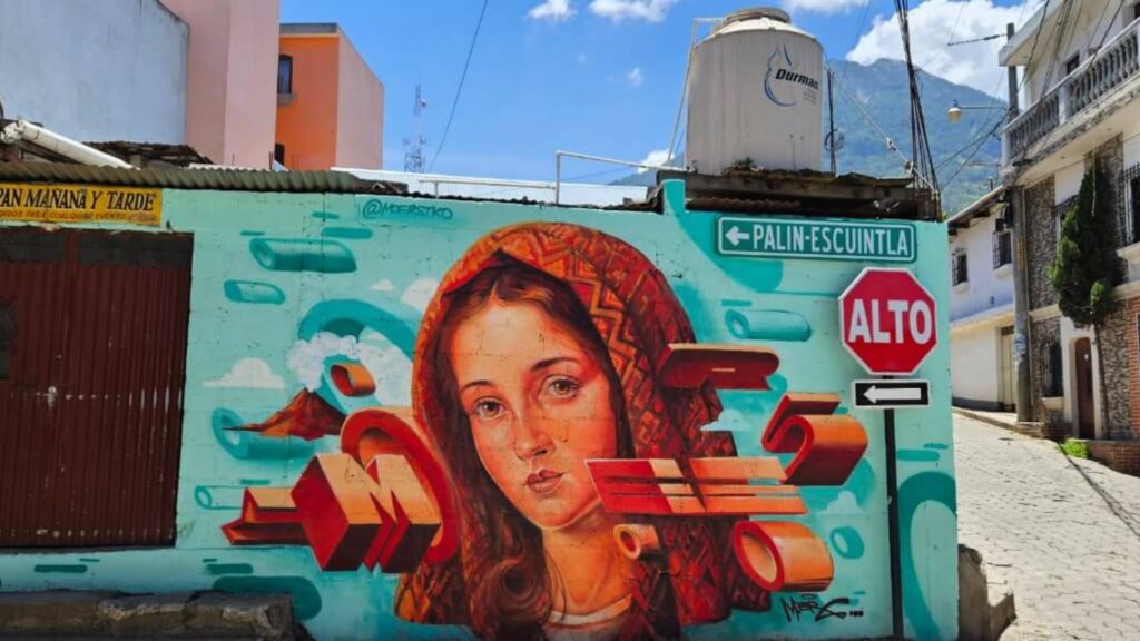 20 murales de vírgenes transforman Santa María de Jesús, Sacatepéquez