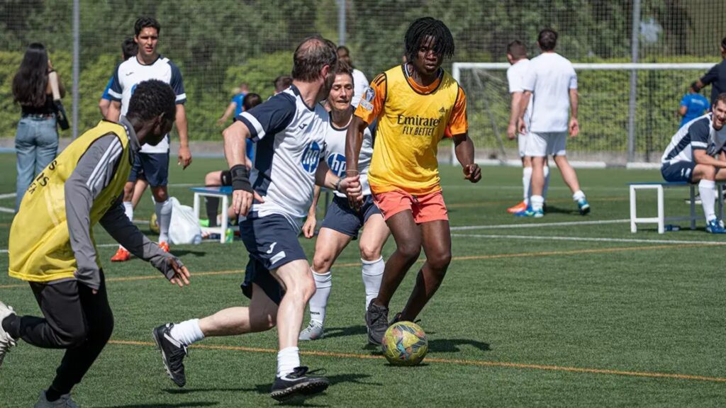 La Fundación promueve la inclusión de personas sin hogar mediante el deporte