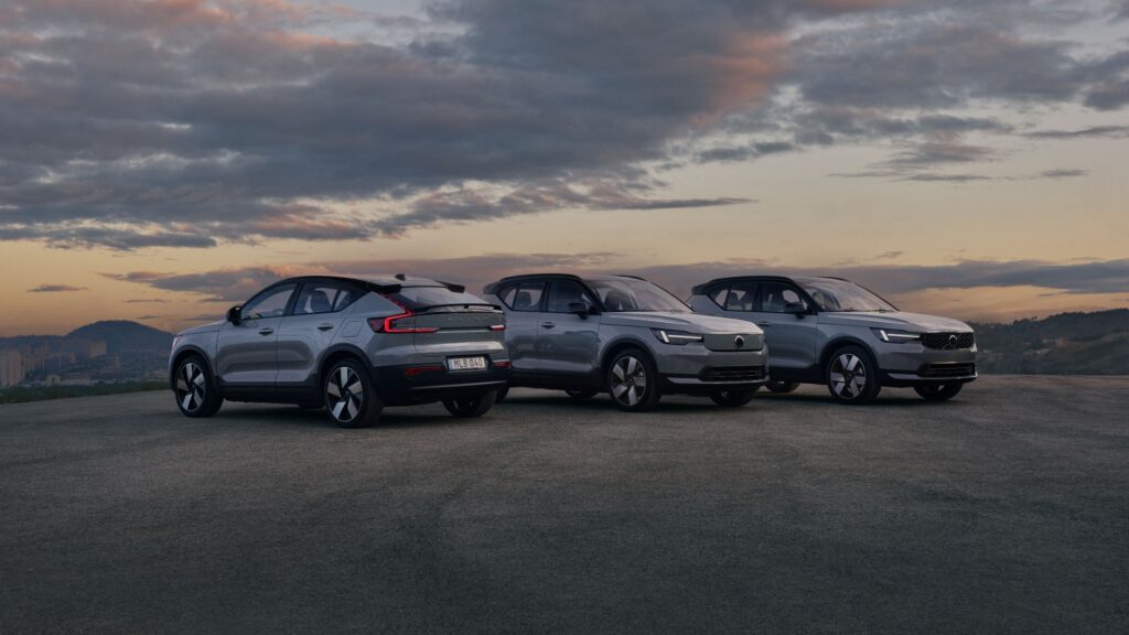 Volvo Cars actualiza su gama de vehículos de la serie 40 con más seguridad, tecnología y diseño