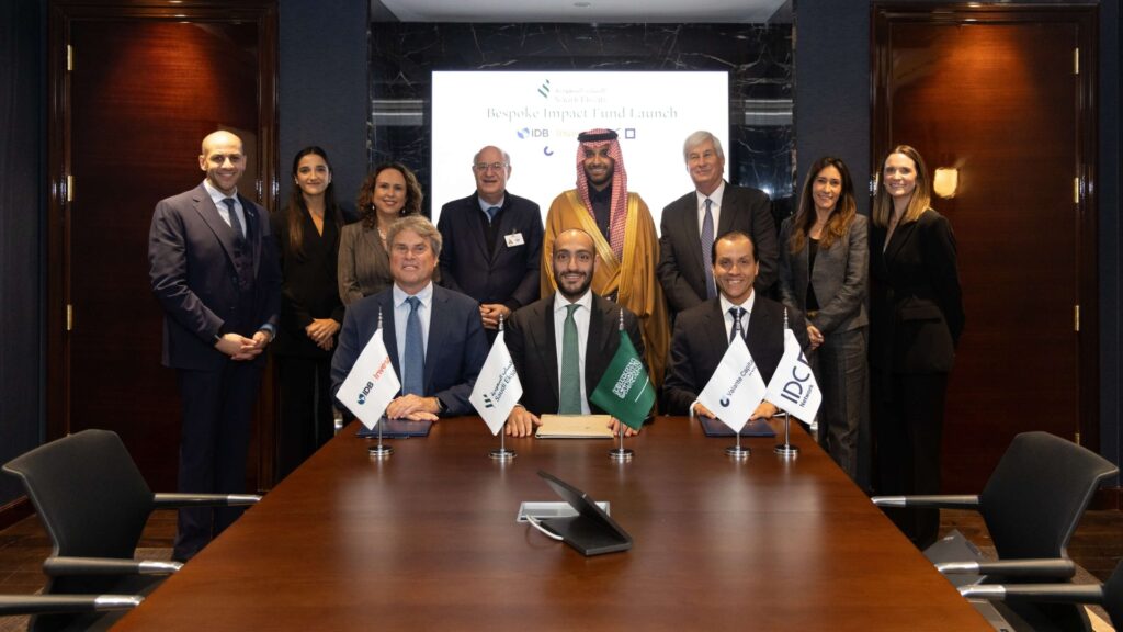 Saudi Eksab, IDB Invest, CAF e IDC Network lanzan fondo de impacto para impulsar el crecimiento en Latinoamérica