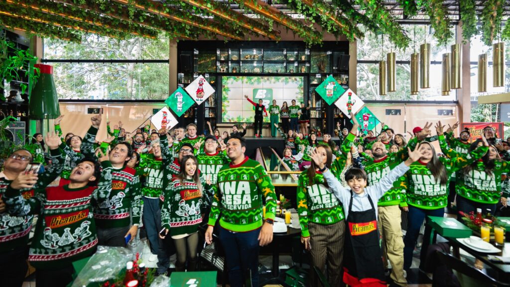 B&B celebrará su tradicional Desfile Navideño el 8 de noviembre