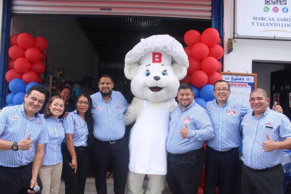 Bimbo Guatemala abre un expendio con sentido social en Chiquimula