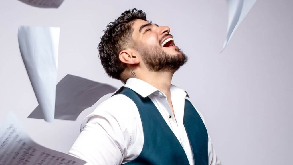 Cristian Salguero fusiona tango y trap en su nuevo sencillo “Perdón por amar”
