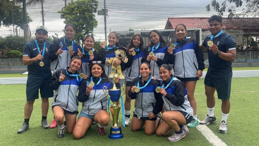 Guatemala conquista los títulos masculino y femenino del Campeonato Centroamericano de Hockey 5
