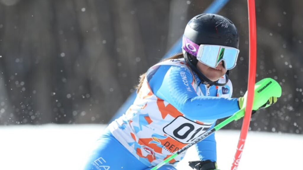 Carmen Solares conquista el tercer lugar en un campeonato de esquí en Argentina